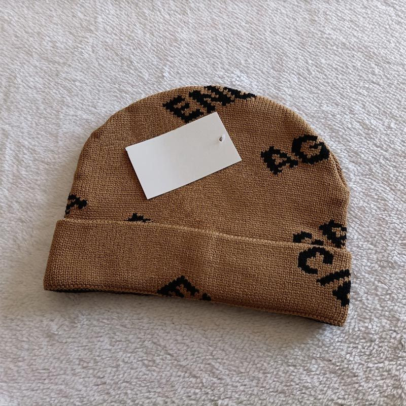 Classic Designer Autumn Winter Beanie Hats Hot Style Men and Women Fashion Universal Knitted Cap Autumn Wool Outdoor Warm Skull Caps